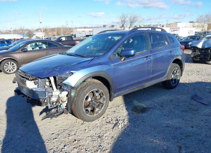 Photo 2 of 2020 Subaru Crosstrek PREMIUM (VIN JF2GTAPC5L8233519)