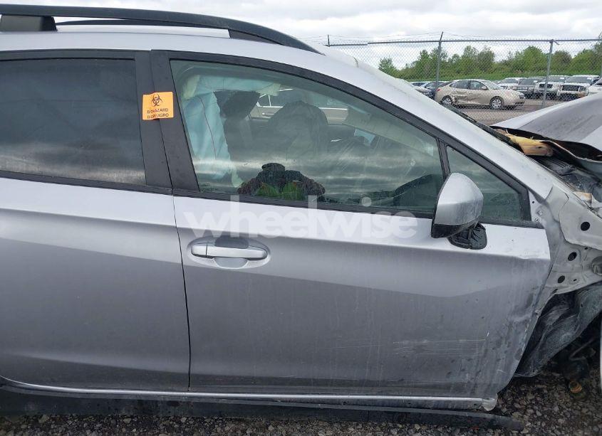 Photo 5 of 2021 Subaru Crosstrek PREMIUM (VIN JF2GTAPC5M8331242)