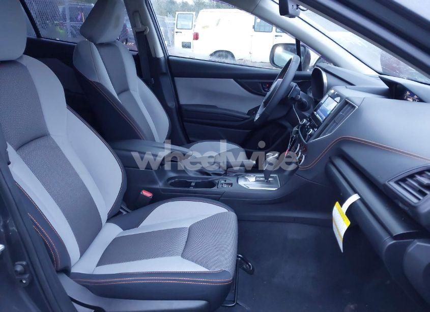 Photo 5 of 2021 Subaru Crosstrek PREMIUM (VIN JF2GTAPC5M8673239)