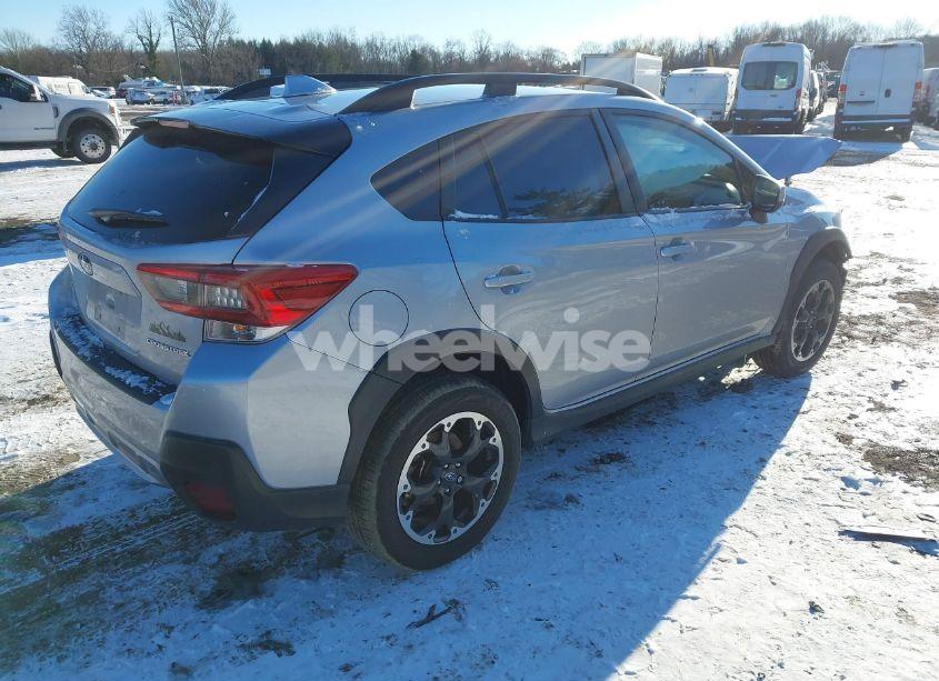 Photo 4 of 2021 Subaru Crosstrek PREMIUM (VIN JF2GTAPC5MH686380)