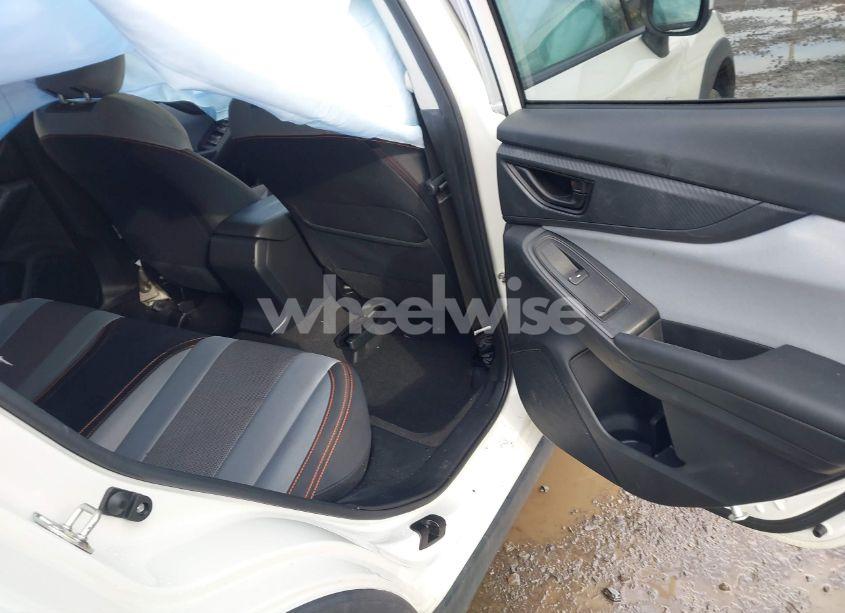 Photo 8 of 2021 Subaru Crosstrek PREMIUM (VIN JF2GTAPC6M8257085)