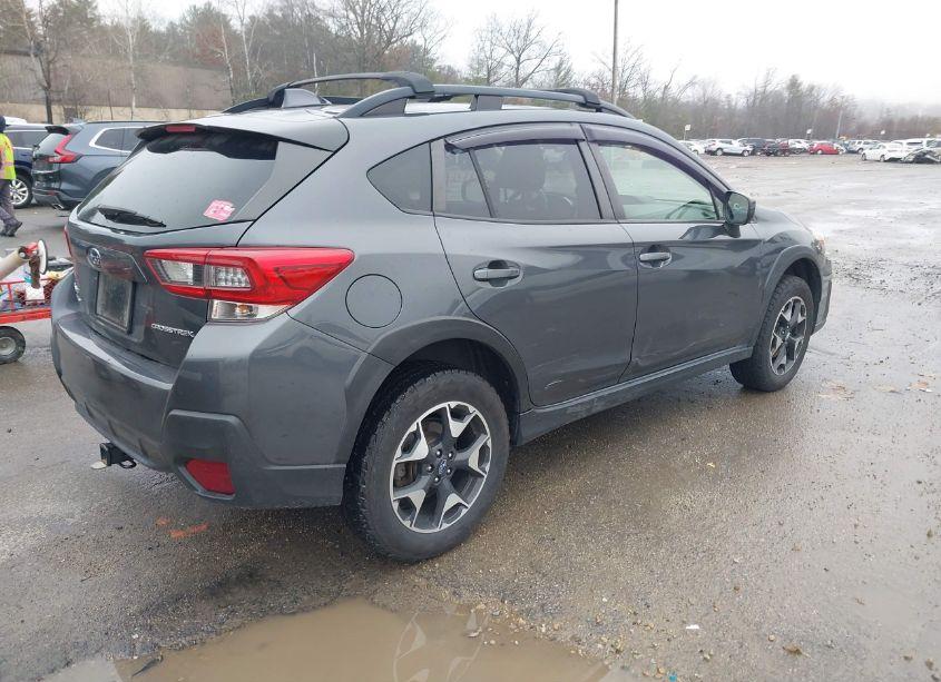 Photo 4 of 2020 Subaru Crosstrek PREMIUM (VIN JF2GTAPC7L8233960)