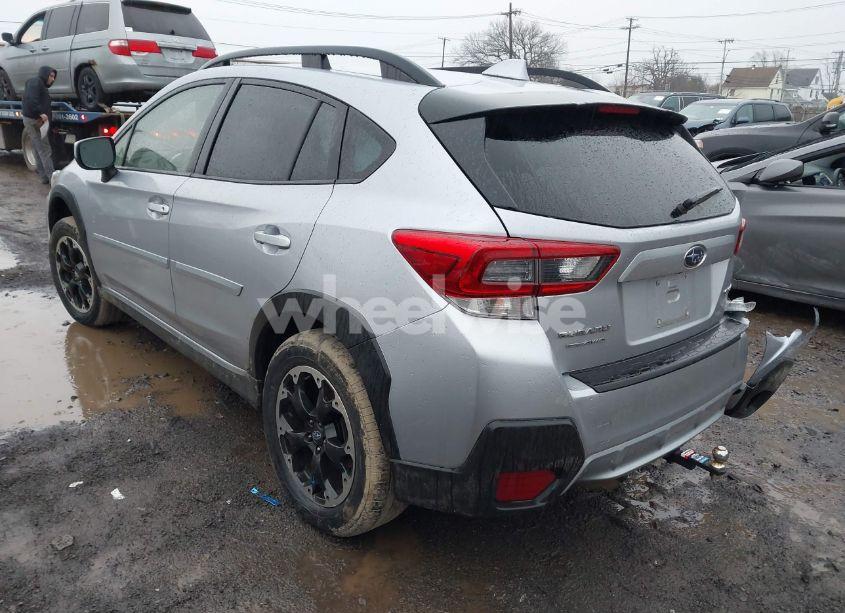Photo 3 of 2021 Subaru Crosstrek PREMIUM (VIN JF2GTAPC7M8335356)