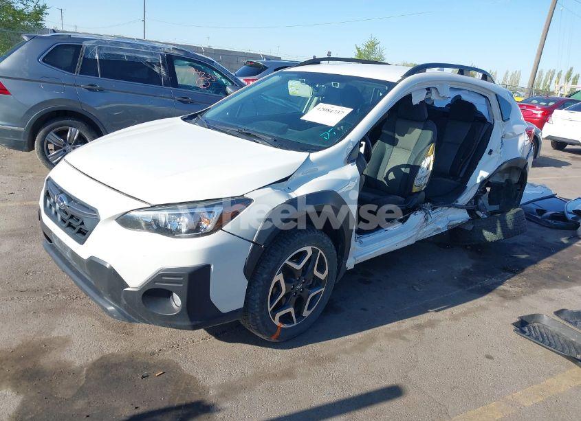 Photo 2 of 2021 Subaru Crosstrek PREMIUM (VIN JF2GTAPC8M8262207)