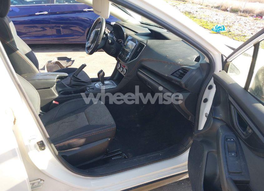 Photo 5 of 2021 Subaru Crosstrek PREMIUM (VIN JF2GTAPC8M8262207)