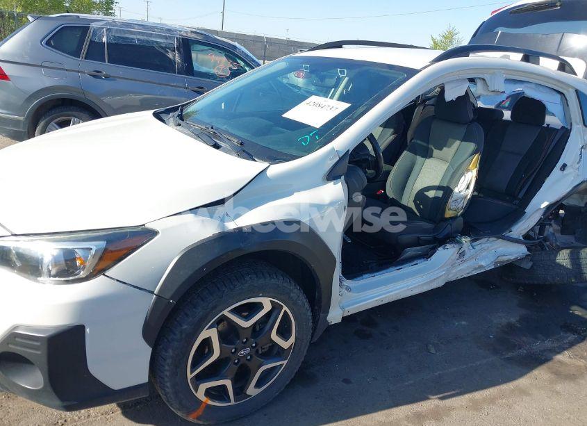 Photo 6 of 2021 Subaru Crosstrek PREMIUM (VIN JF2GTAPC8M8262207)