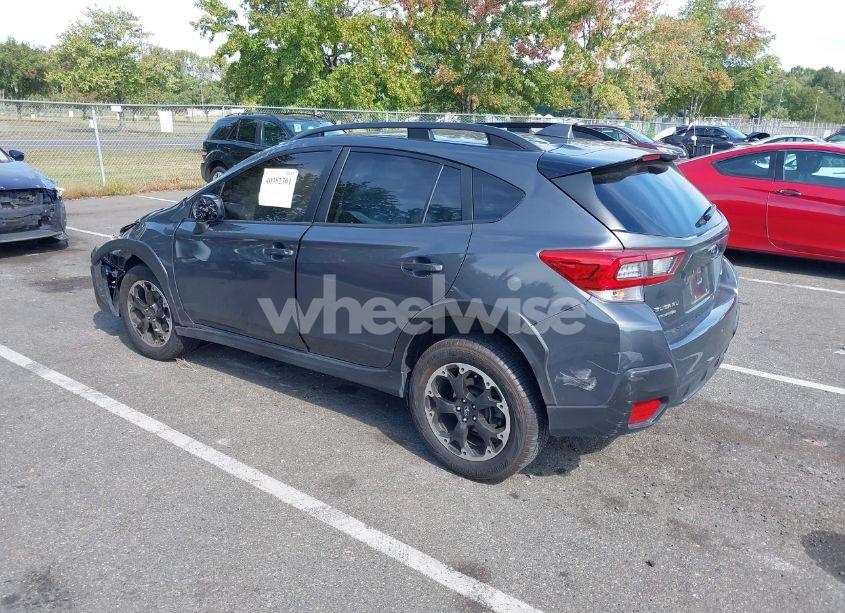 Photo 3 of 2022 Subaru Crosstrek PREMIUM (VIN JF2GTAPC8N8264203)