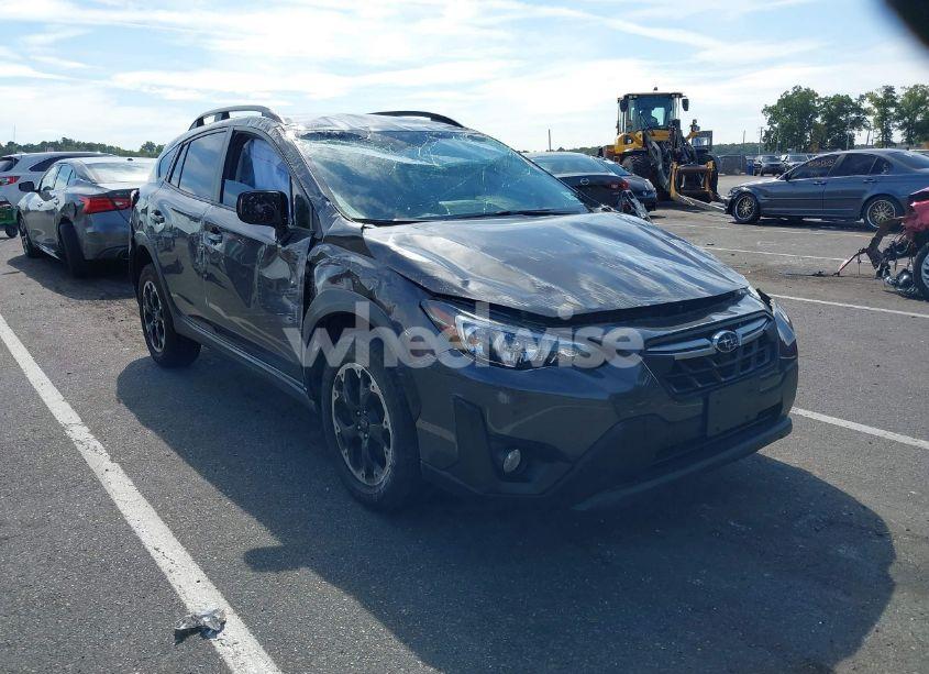 Photo 6 of 2022 Subaru Crosstrek PREMIUM (VIN JF2GTAPC8N8264203)