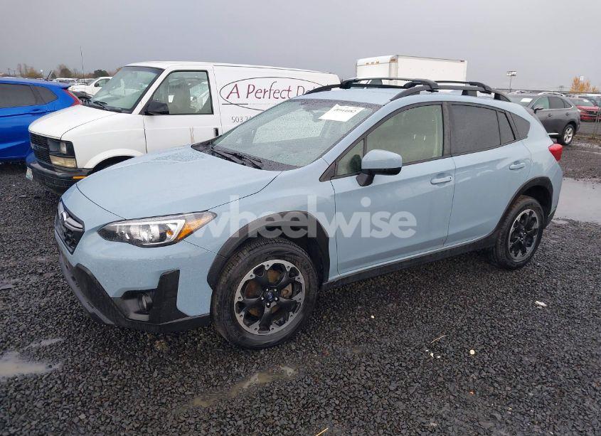 Photo 2 of 2023 Subaru Crosstrek PREMIUM (VIN JF2GTAPC8PH264141)