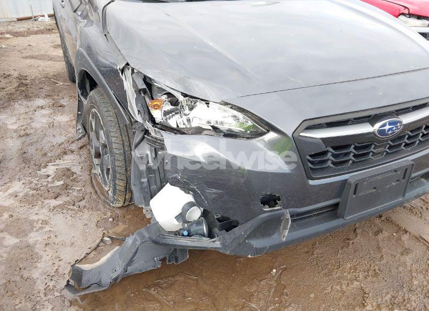 Photo 6 of 2020 Subaru Crosstrek PREMIUM (VIN JF2GTAPC9L8236147)