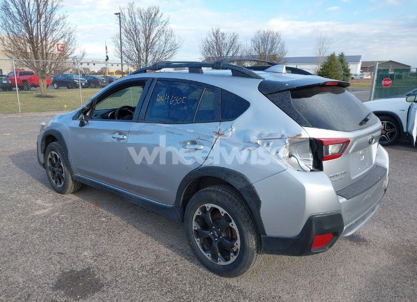 Photo 3 of 2021 Subaru Crosstrek PREMIUM (VIN JF2GTAPC9M8287424)