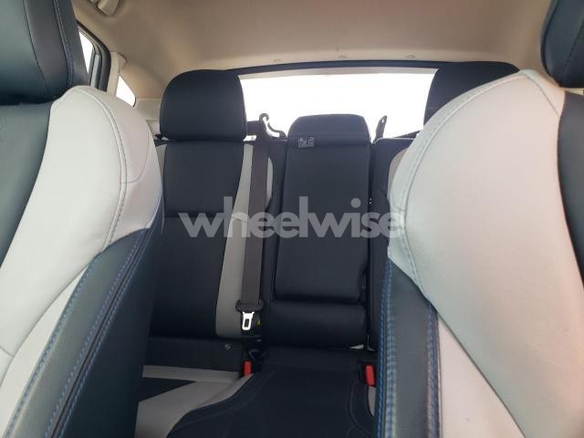 Photo 4 of 2020 SUBARU CROSSTREK LIMITED (VIN JF2GTDNC7LH235311)