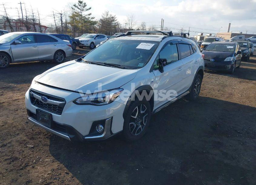 Photo 2 of 2020 Subaru Crosstrek HYBRID (VIN JF2GTDNCXLH242706)