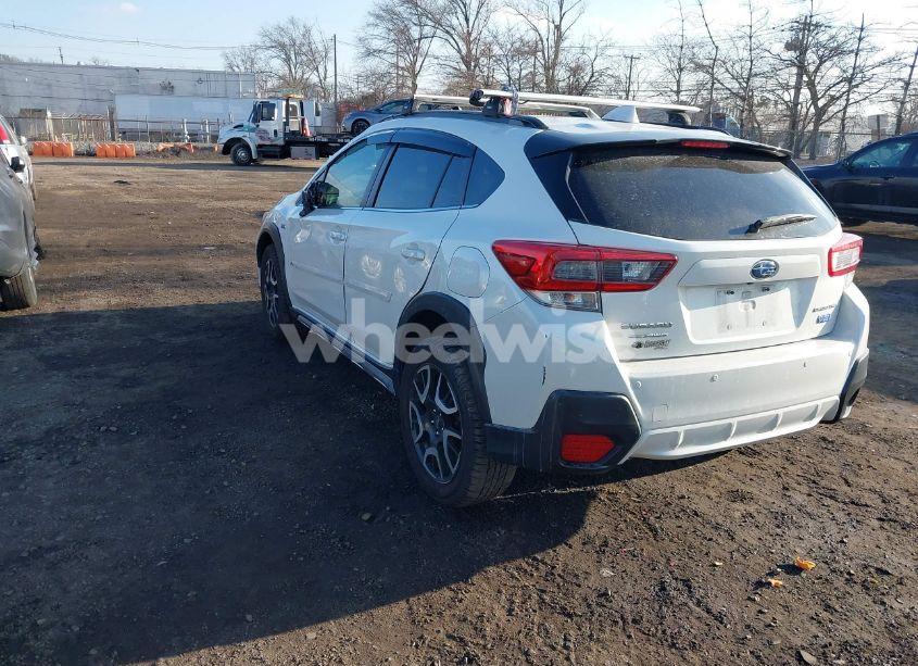 Photo 3 of 2020 Subaru Crosstrek HYBRID (VIN JF2GTDNCXLH242706)