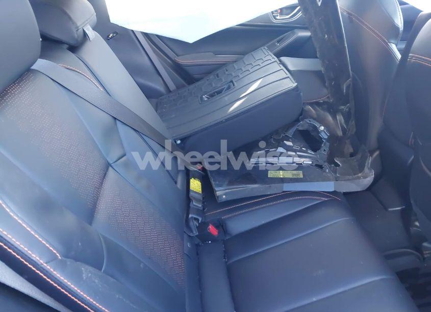 Photo 8 of 2022 Subaru Crosstrek LIMITED (VIN JF2GTHMC0NH228146)