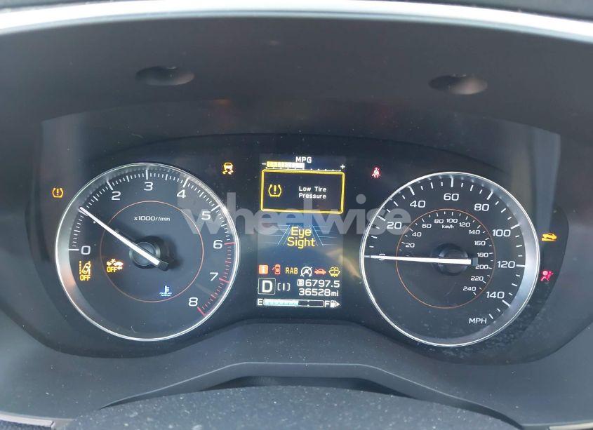 Photo 7 of 2021 Subaru Crosstrek LIMITED (VIN JF2GTHMC1MH301264)