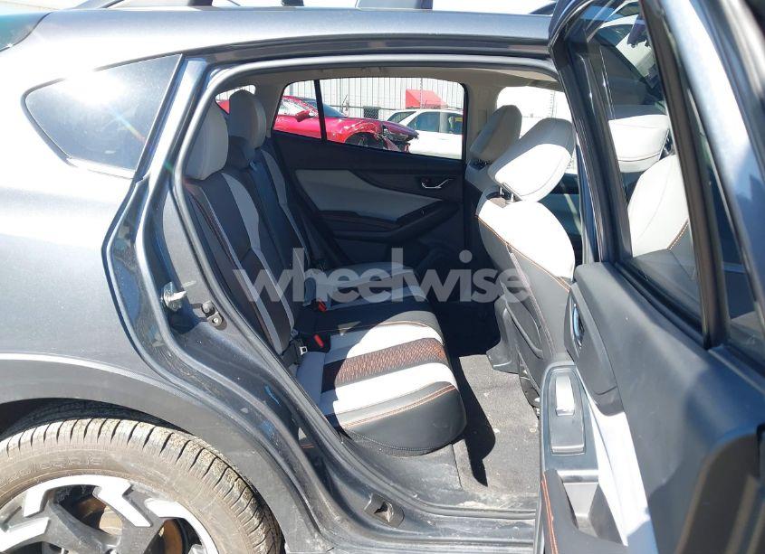 Photo 8 of 2021 Subaru Crosstrek LIMITED (VIN JF2GTHMC1MH301264)