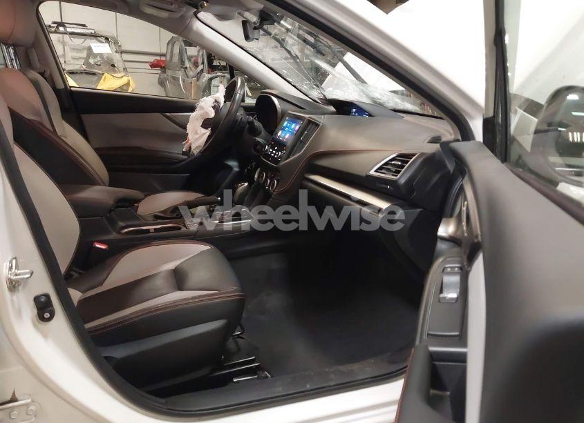 Photo 5 of 2021 Subaru Crosstrek LIMITED (VIN JF2GTHMC2MH288704)