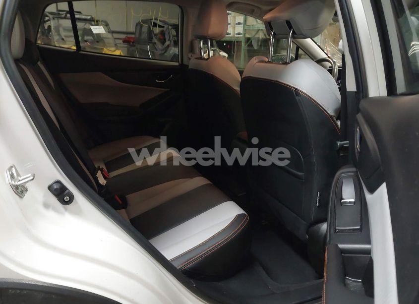 Photo 8 of 2021 Subaru Crosstrek LIMITED (VIN JF2GTHMC2MH288704)