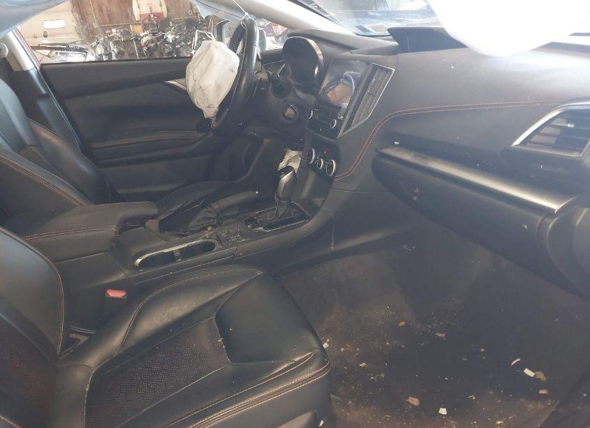 Photo 5 of 2022 Subaru Crosstrek LIMITED (VIN JF2GTHMC2NH251962)