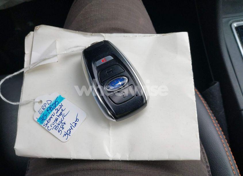 Photo 11 of 2021 Subaru Crosstrek LIMITED (VIN JF2GTHMC3MH245053)