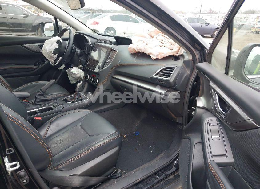 Photo 5 of 2021 Subaru Crosstrek LIMITED (VIN JF2GTHMC3MH245053)