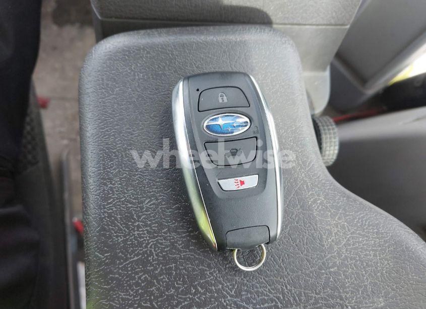 Photo 11 of 2022 Subaru Crosstrek LIMITED (VIN JF2GTHMC4NH213357)