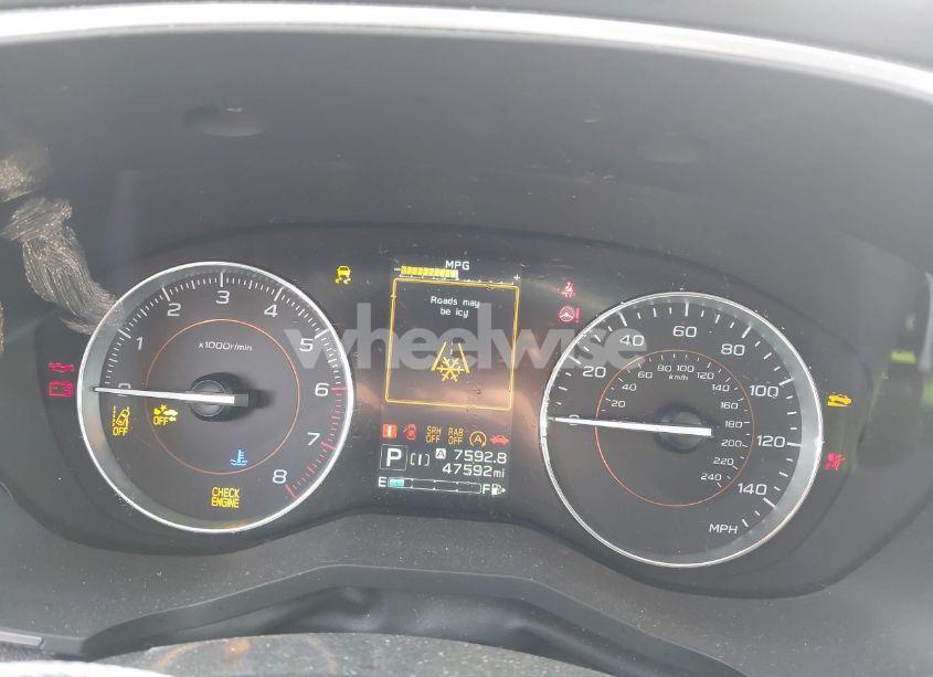 Photo 7 of 2022 Subaru Crosstrek LIMITED (VIN JF2GTHMC4NH213357)