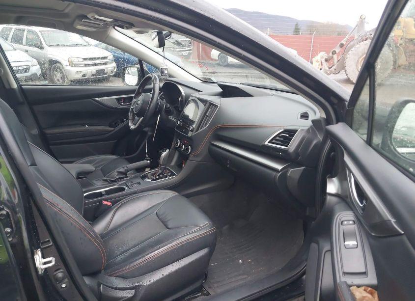 Photo 5 of 2021 Subaru Crosstrek LIMITED (VIN JF2GTHMC5M8207534)