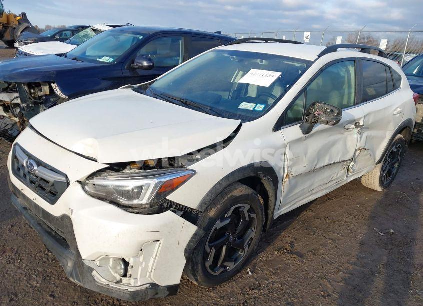 Photo 2 of 2021 Subaru Crosstrek LIMITED (VIN JF2GTHMC5MH201572)