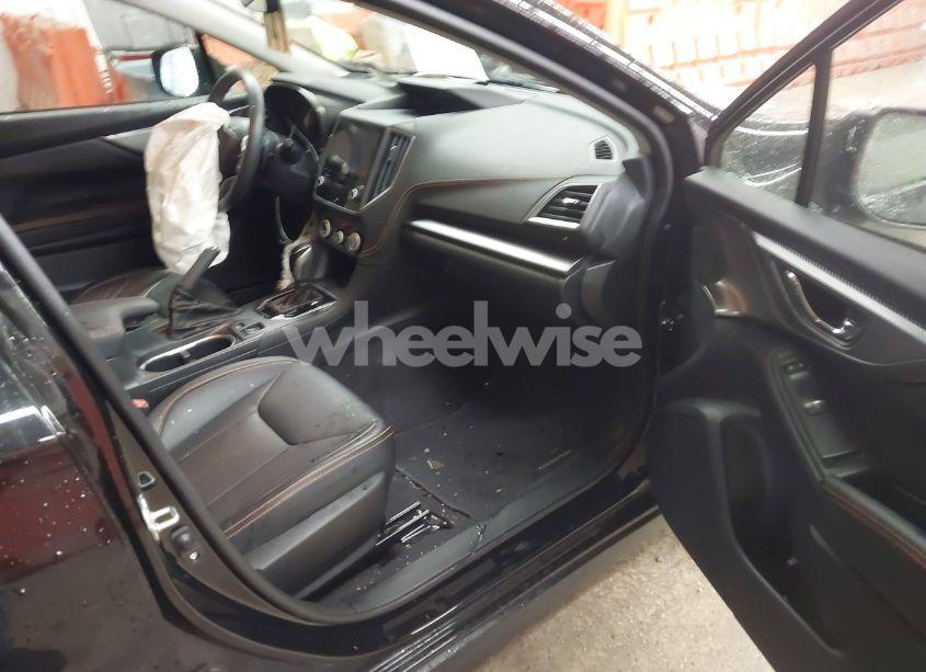 Photo 5 of 2023 Subaru Crosstrek LIMITED (VIN JF2GTHMC5P8331842)