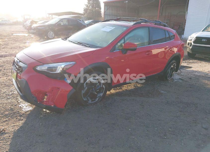 Photo 2 of 2022 Subaru Crosstrek LIMITED (VIN JF2GTHMC6NH276606)