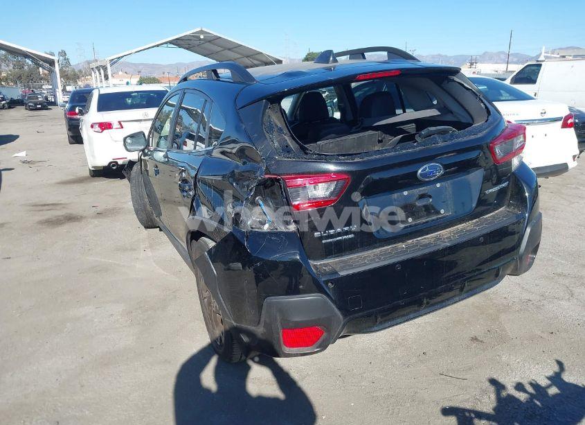 Photo 3 of 2023 Subaru Crosstrek LIMITED (VIN JF2GTHMC7PH252737)