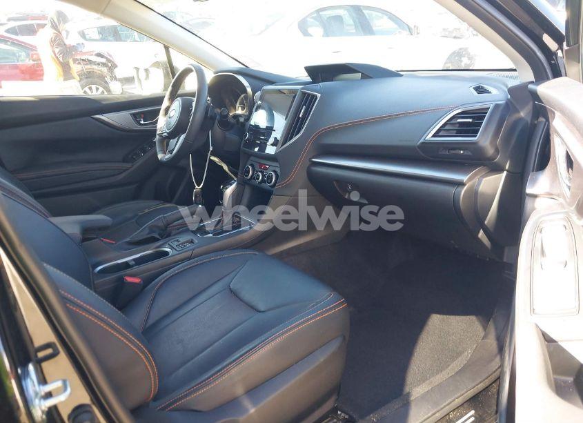 Photo 5 of 2023 Subaru Crosstrek LIMITED (VIN JF2GTHMC7PH252737)