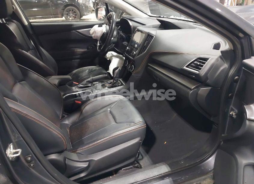 Photo 5 of 2021 Subaru Crosstrek LIMITED (VIN JF2GTHMC8MH350719)