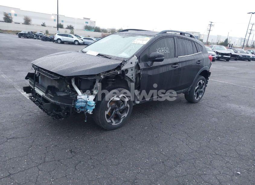 Photo 2 of 2021 Subaru Crosstrek LIMITED (VIN JF2GTHMC9M8223588)