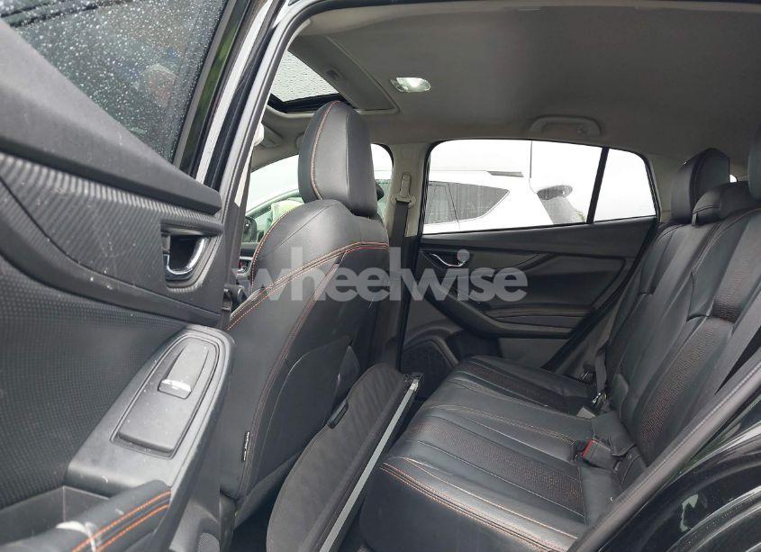 Photo 8 of 2021 Subaru Crosstrek LIMITED (VIN JF2GTHMC9M8223588)