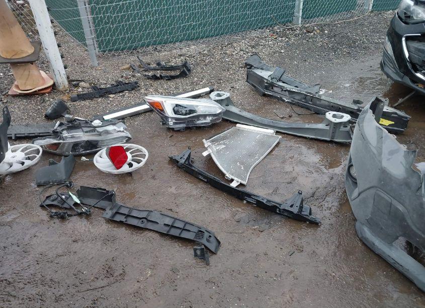 Photo 18 of 2022 Subaru Crosstrek LIMITED (VIN JF2GTHMC9NH233376)