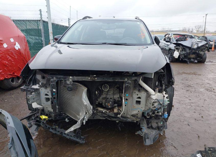 Photo 6 of 2022 Subaru Crosstrek LIMITED (VIN JF2GTHMC9NH233376)