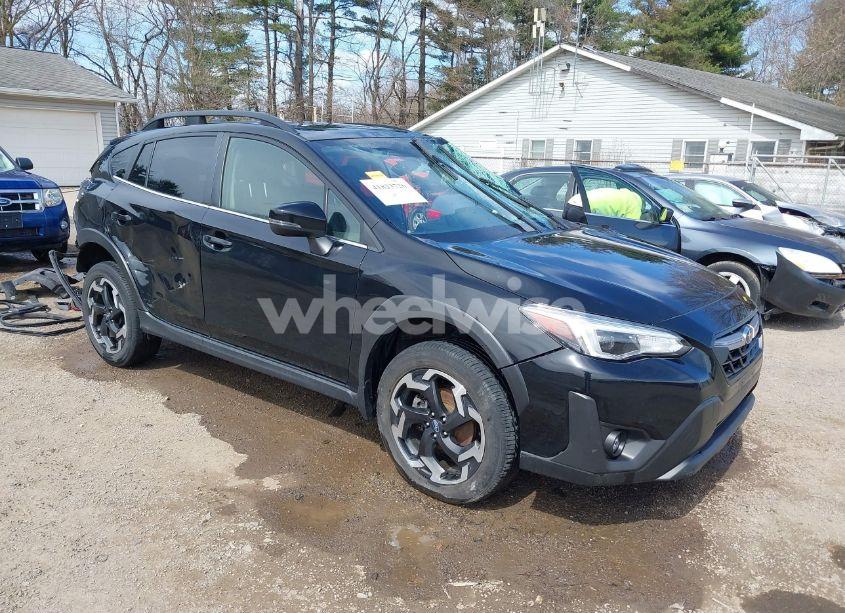 2022 Subaru Crosstrek LIMITED (VIN JF2GTHMC9NH240246) main photo