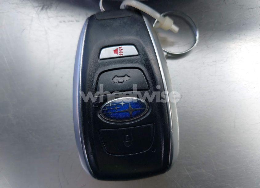 Photo 11 of 2022 Subaru Crosstrek LIMITED (VIN JF2GTHMC9NH240246)