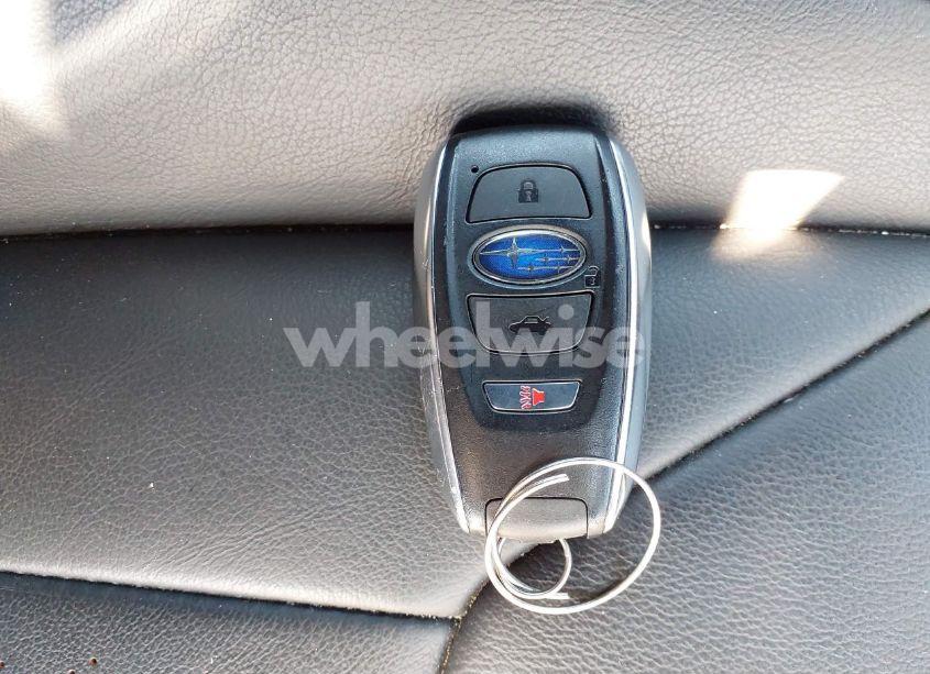 Photo 11 of 2021 Subaru Crosstrek LIMITED (VIN JF2GTHNC0MH304185)