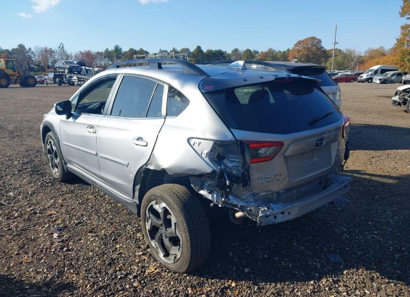 Photo 3 of 2022 Subaru Crosstrek LIMITED (VIN JF2GTHNC2N8257632)