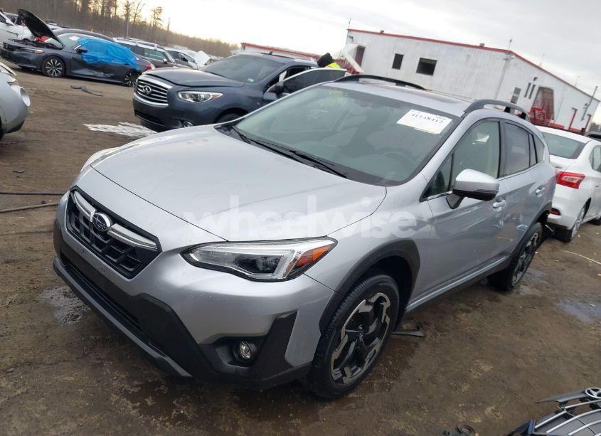 Photo 2 of 2021 Subaru Crosstrek LIMITED (VIN JF2GTHNC3M8274129)