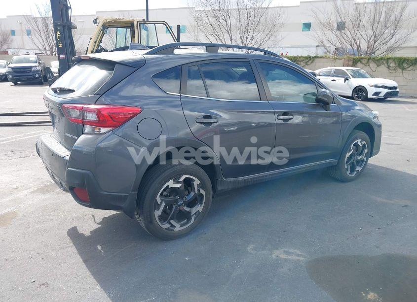 Photo 4 of 2021 Subaru Crosstrek LIMITED (VIN JF2GTHNC3M8274843)