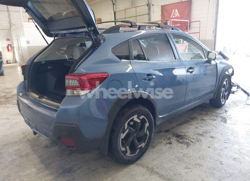 Photo 4 of 2022 Subaru Crosstrek LIMITED (VIN JF2GTHNC3NH222775)