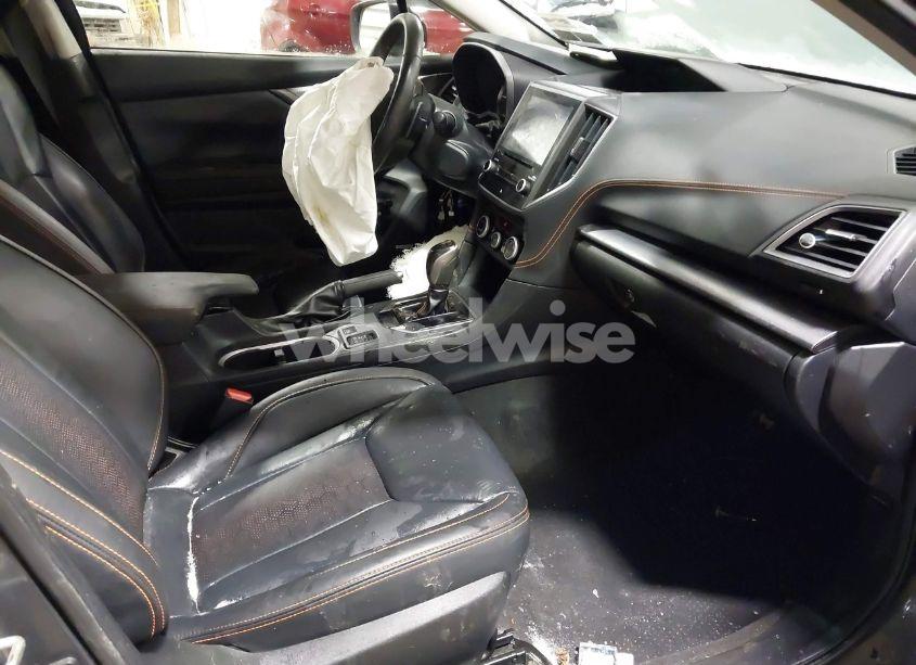 Photo 5 of 2021 Subaru Crosstrek LIMITED (VIN JF2GTHNC4MH223917)