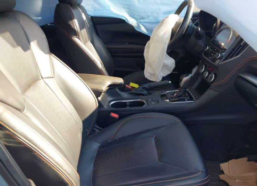 Photo 5 of 2022 Subaru Crosstrek LIMITED (VIN JF2GTHNC6NH217098)