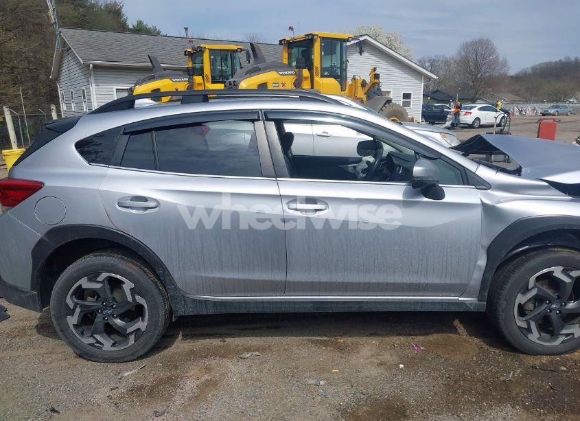 Photo 13 of 2022 Subaru Crosstrek LIMITED (VIN JF2GTHNC7N8232919)