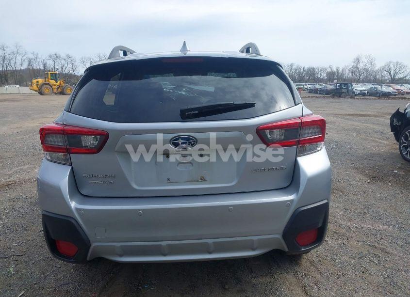 Photo 16 of 2022 Subaru Crosstrek LIMITED (VIN JF2GTHNC7N8232919)